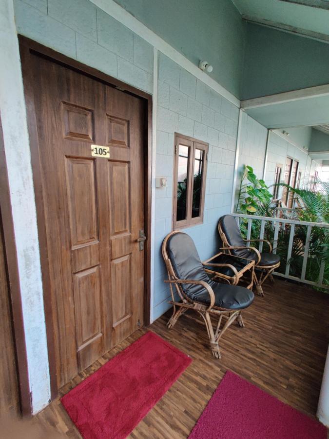 Regina'S Place Hotel Mandrem Buitenkant foto