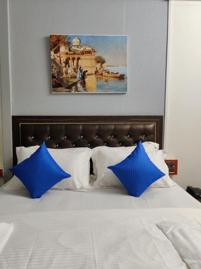 Regina'S Place Hotel Mandrem Buitenkant foto
