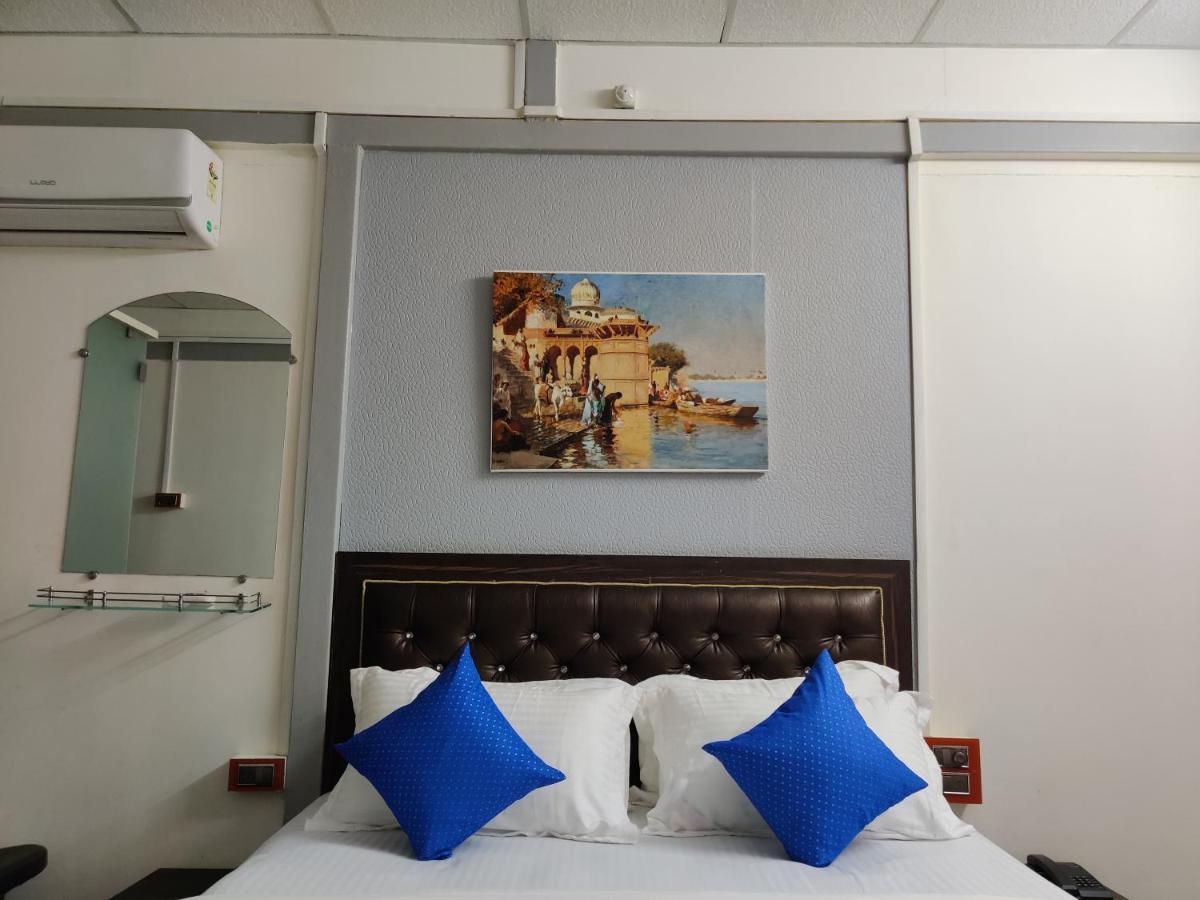 Regina'S Place Hotel Mandrem Buitenkant foto